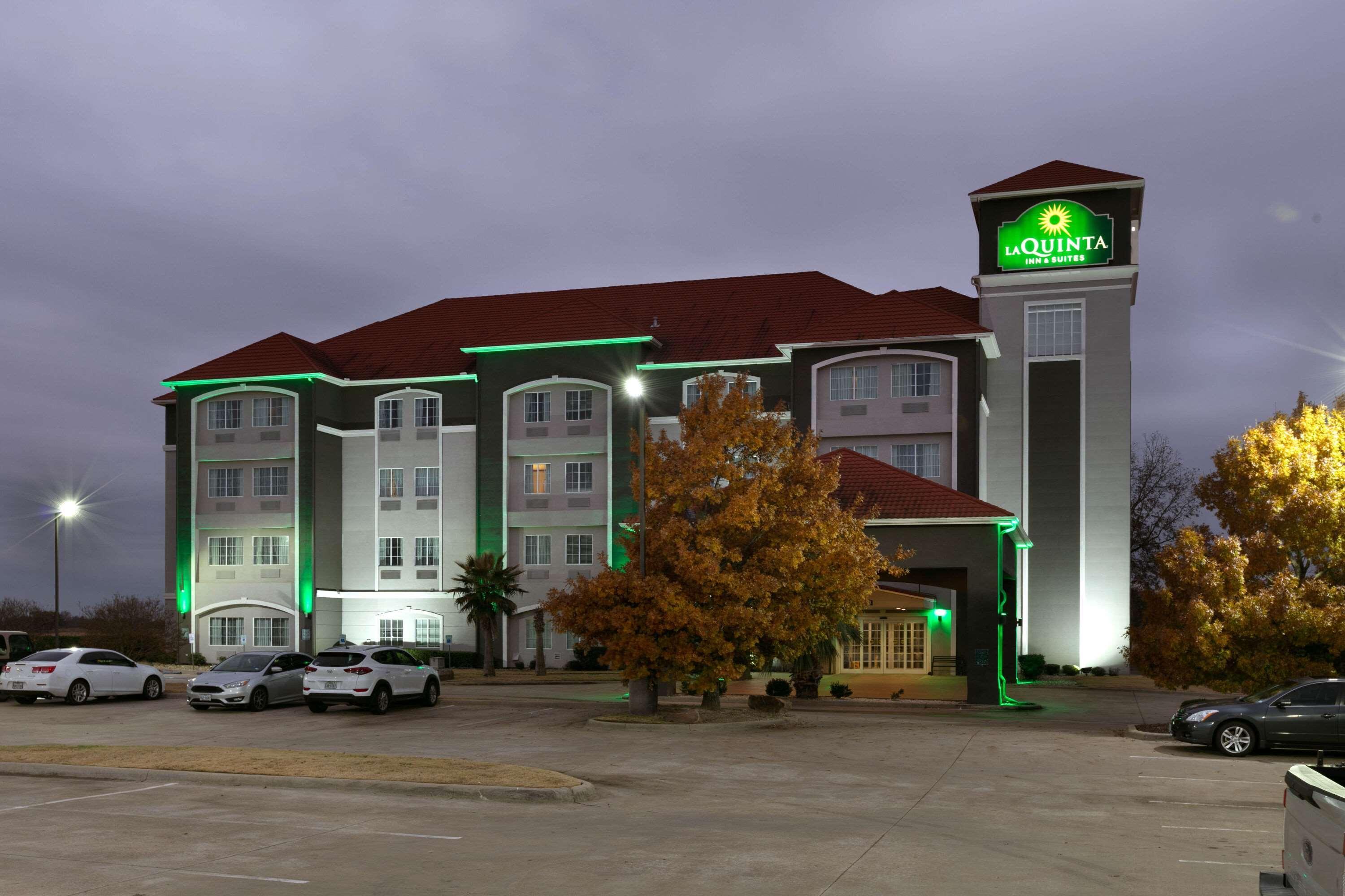 Hotel La Quinta By Wyndham Lindale Exterior foto